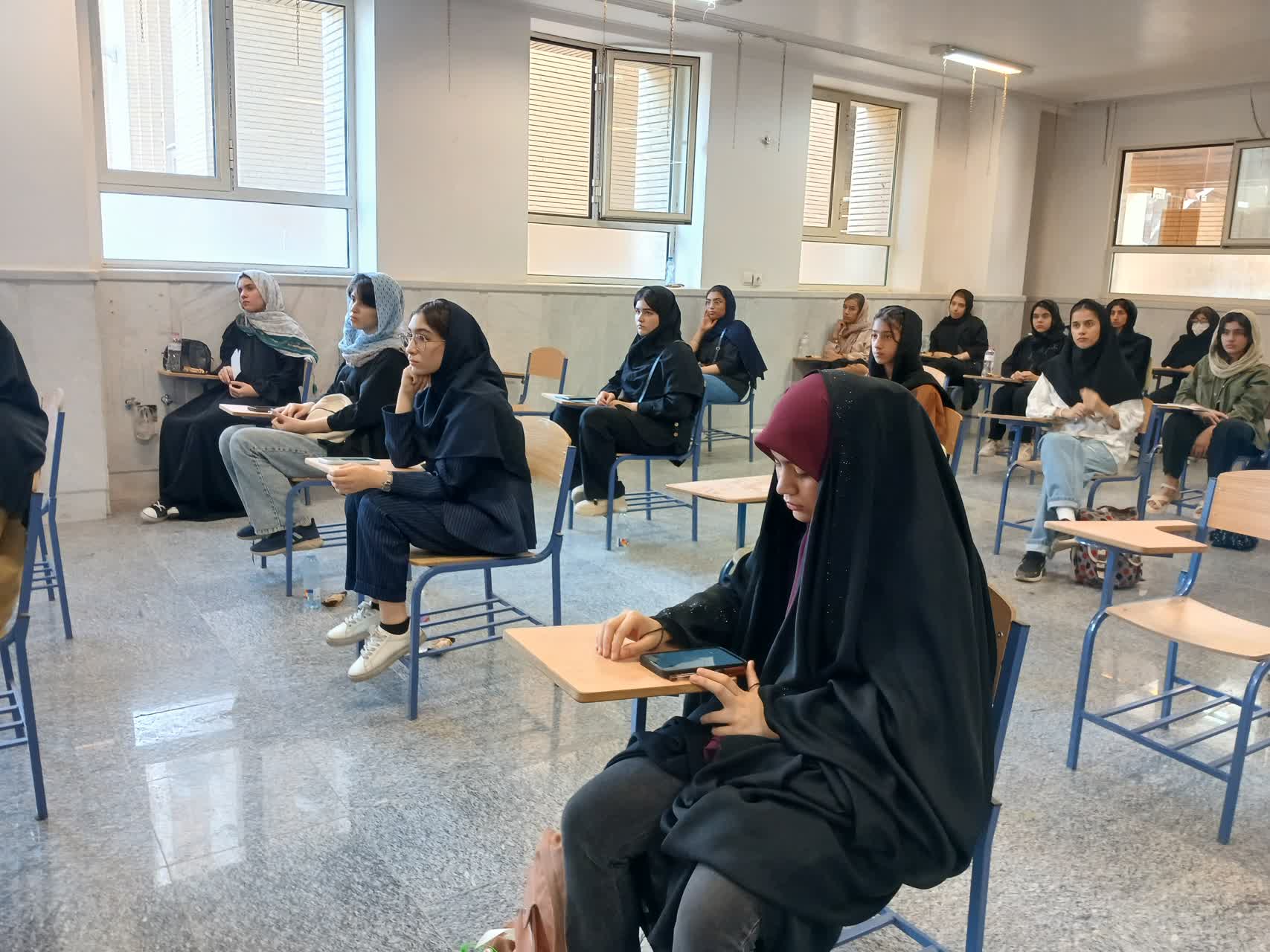 برگزاری امتحانات ورودی دهم